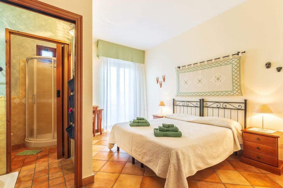 Il Leccio Bed & Breakfast Tortoli Exterior photo